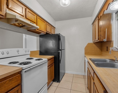 2716 2nd Avenue N - Photo Thumbnail 9