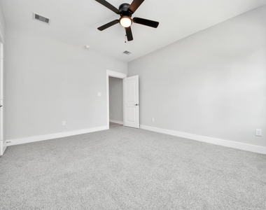 1307 Laskey Street - Photo Thumbnail 19