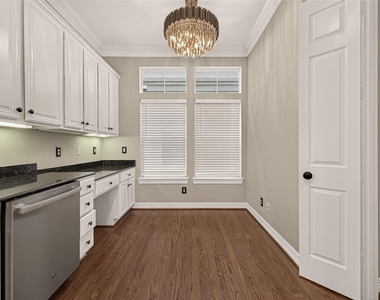 4229 Bettis Drive - Photo Thumbnail 12