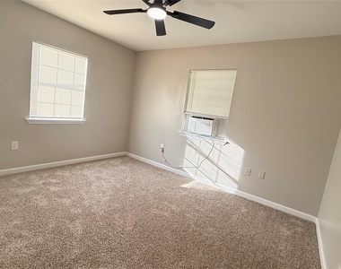 2619 Canfield Street - Photo Thumbnail 6
