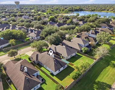 872 Rock Harbor Lane - Photo Thumbnail 35