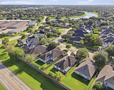 872 Rock Harbor Lane - Photo Thumbnail 34