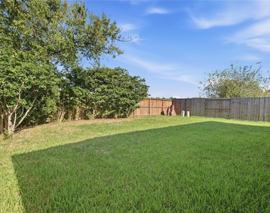 872 Rock Harbor Lane - Photo Thumbnail 27