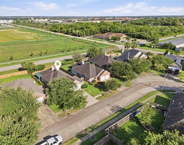 872 Rock Harbor Lane - Photo Thumbnail 33