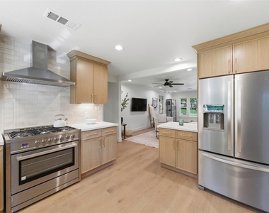 2210 Wakefield Drive - Photo Thumbnail 34