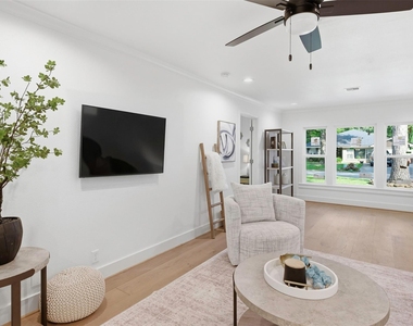 2210 Wakefield Drive - Photo Thumbnail 23
