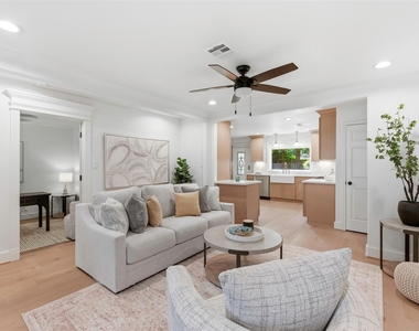 2210 Wakefield Drive - Photo Thumbnail 16