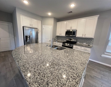 308 Tangle Birch Court - Photo Thumbnail 6