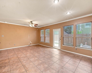 16551 Pentonshire Lane - Photo Thumbnail 12