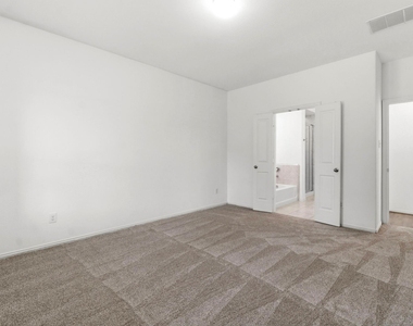 141 Emory Birch Drive - Photo Thumbnail 16