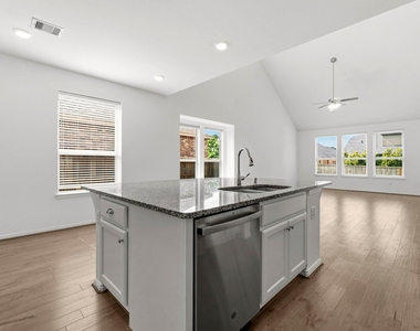 141 Emory Birch Drive - Photo Thumbnail 11