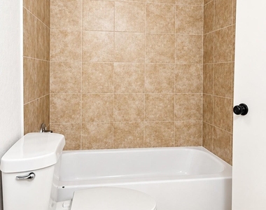 2226 Sunset Trail - Photo Thumbnail 20