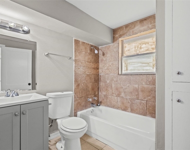 4020 Avenue O 1/2 - Photo Thumbnail 10