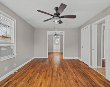 4020 Avenue O 1/2 - Photo Thumbnail 8