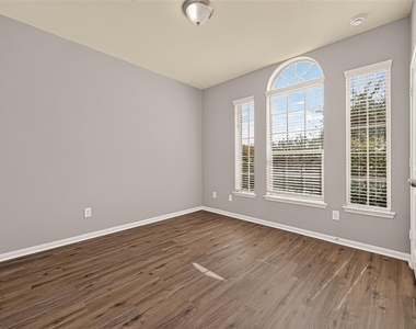 18590 Legend Oaks Drive - Photo Thumbnail 24