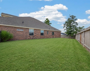 18590 Legend Oaks Drive - Photo Thumbnail 42