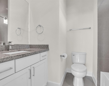 1513 Spring Street - Photo Thumbnail 22