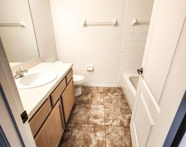 3263 Monitor Lane - Photo Thumbnail 15