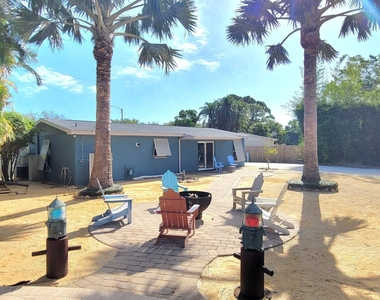 15 Topaz Drive - Photo Thumbnail 7