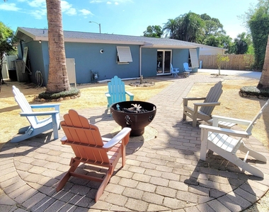 15 Topaz Drive - Photo Thumbnail 9