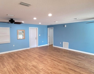 15 Topaz Drive - Photo Thumbnail 17
