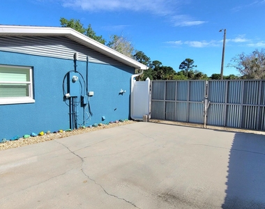 15 Topaz Drive - Photo Thumbnail 2