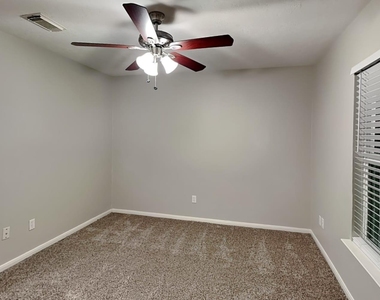 17603 Chatham Way Drive - Photo Thumbnail 13