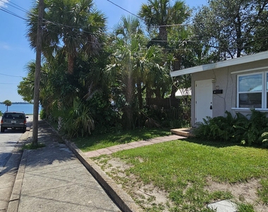 9 Carmalt Street - Photo Thumbnail 1