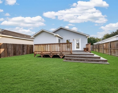 10130 Summerberry Lane - Photo Thumbnail 39