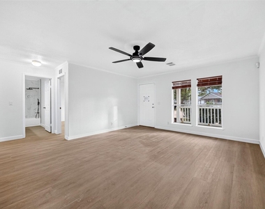 10130 Summerberry Lane - Photo Thumbnail 10
