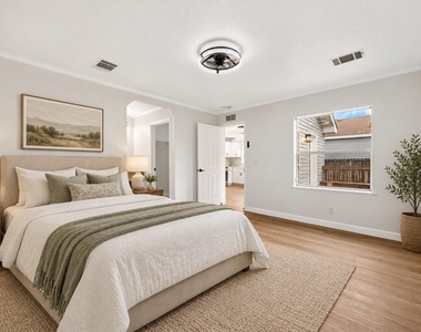 10130 Summerberry Lane - Photo Thumbnail 19