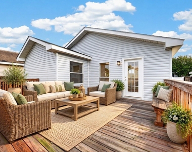10130 Summerberry Lane - Photo Thumbnail 34