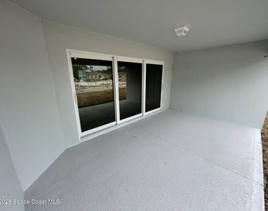 842 Buchanan Avenue Se - Photo Thumbnail 21