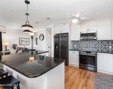 335 Yuma Drive - Photo Thumbnail 12