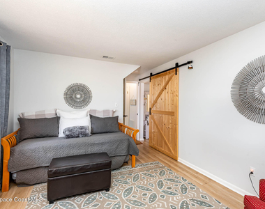 335 Yuma Drive - Photo Thumbnail 17