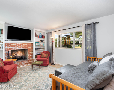 335 Yuma Drive - Photo Thumbnail 16