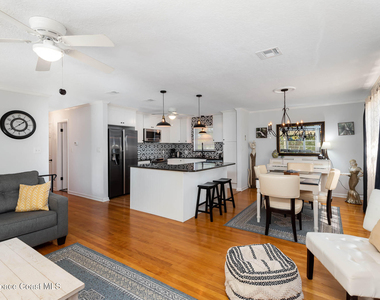 335 Yuma Drive - Photo Thumbnail 9