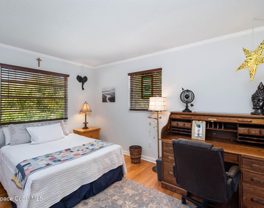 335 Yuma Drive - Photo Thumbnail 4