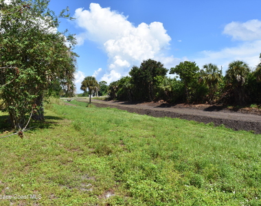 987 Burn Drive Ne - Photo Thumbnail 43