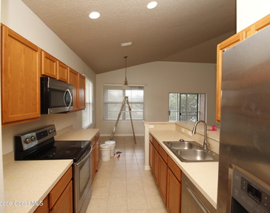 1010 Venetian Drive - Photo Thumbnail 9