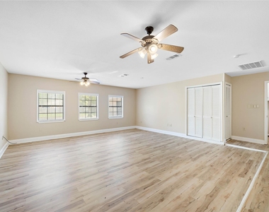 4915 Kentington Drive - Photo Thumbnail 1