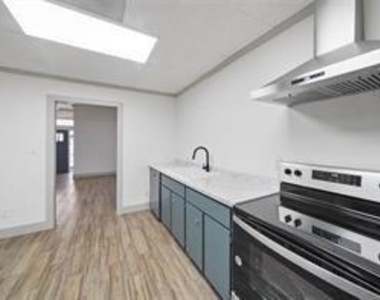 3010 Winding Way - Photo Thumbnail 5