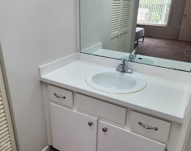 725 Port Malabar Boulevard Ne - Photo Thumbnail 10