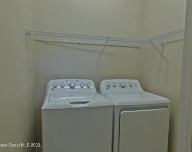 2242 Rodina Drive - Photo Thumbnail 15