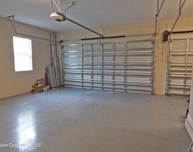2242 Rodina Drive - Photo Thumbnail 18
