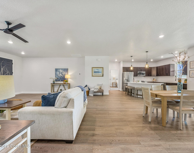 731 Banyan Street Sw - Photo Thumbnail 18