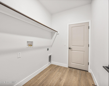 731 Banyan Street Sw - Photo Thumbnail 26