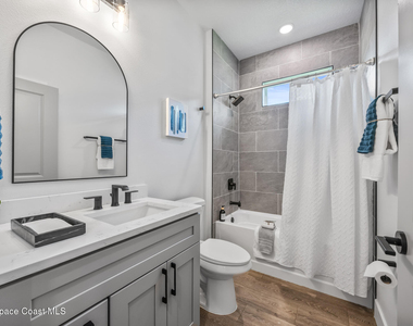 731 Banyan Street Sw - Photo Thumbnail 9
