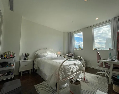 179 North 7th Street - Photo Thumbnail 3