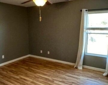 2635 Revolution Street - Photo Thumbnail 10